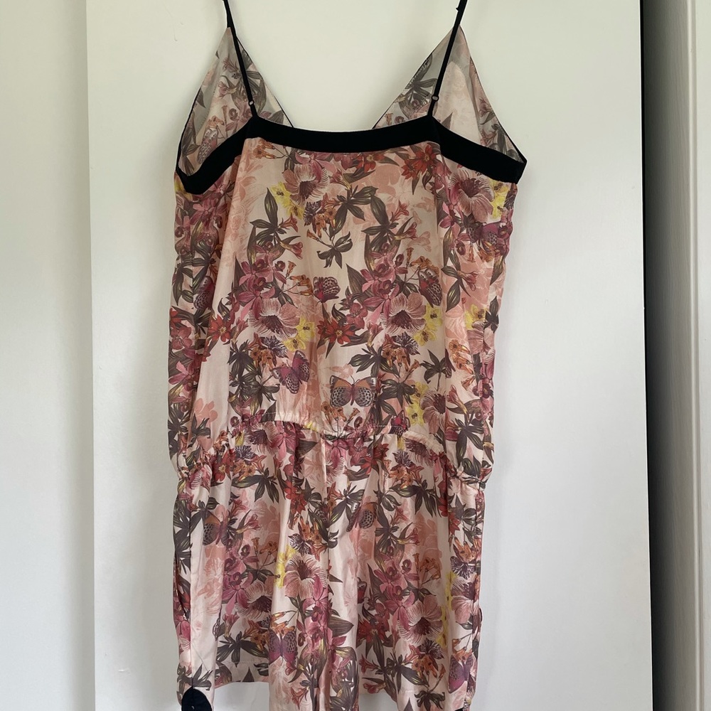 Romper - Picture 3 of 4